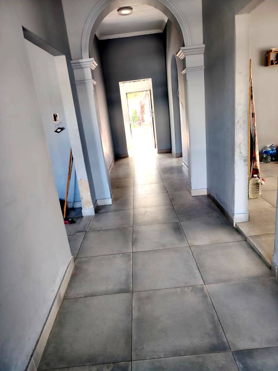6 Bedroom Property for Sale in Southernwood Eastern Cape